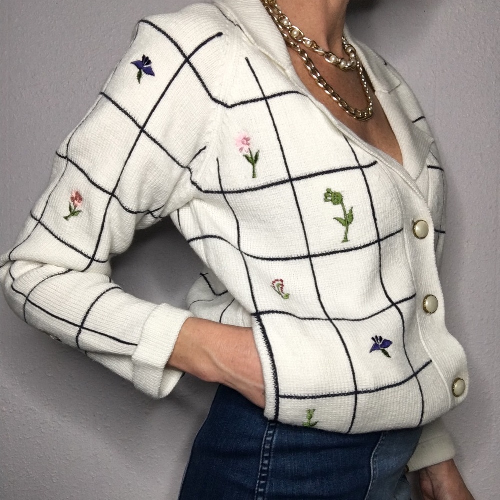 💐VTG 60s acrylic button down sweater - Picture 3 of 11